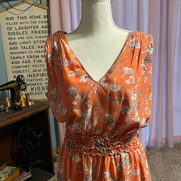 Max Studio sleeveless dress. - Picture 5 of 6